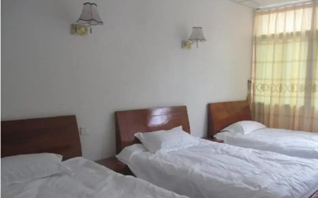 Jiayi Inn