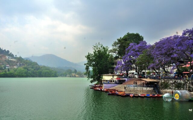 The Prince - A Lake Facing Resort and Spa