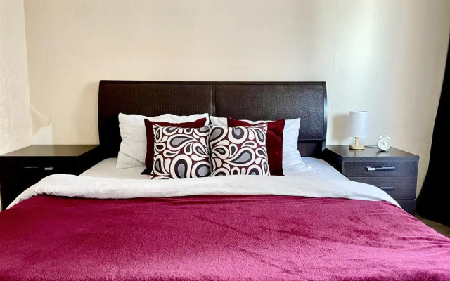 Moment House (Момент Хаус) на улице Муравская 38