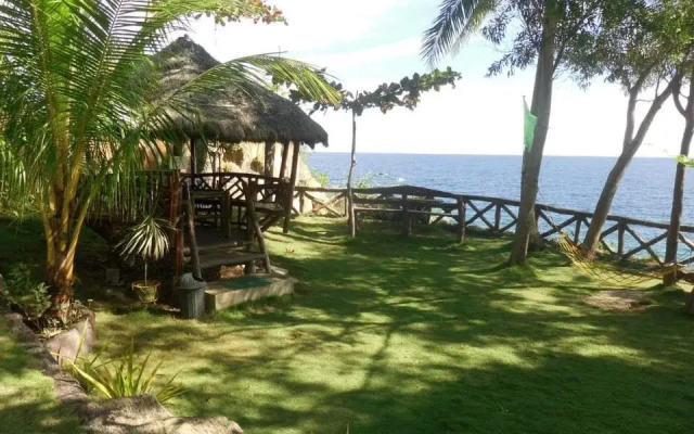 Odlot Hideaway Beach Resort