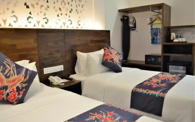 Serapi Hotel