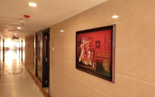 Sri Maharaja Residency