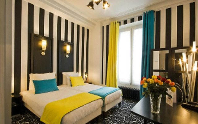 Отель Peyris Opera