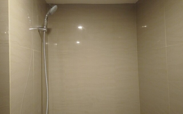 Classic Studio Room Galeri Ciumbuleuit 3 Apartment