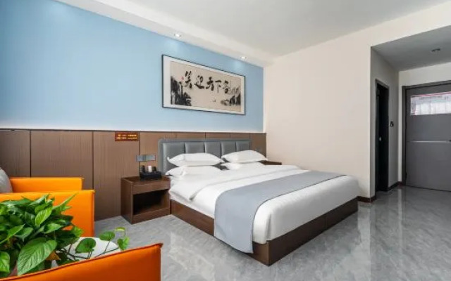 Qianyuan Quiet Hotel