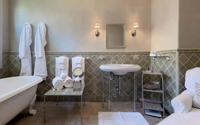 The Willows Historic Palm Springs Inn