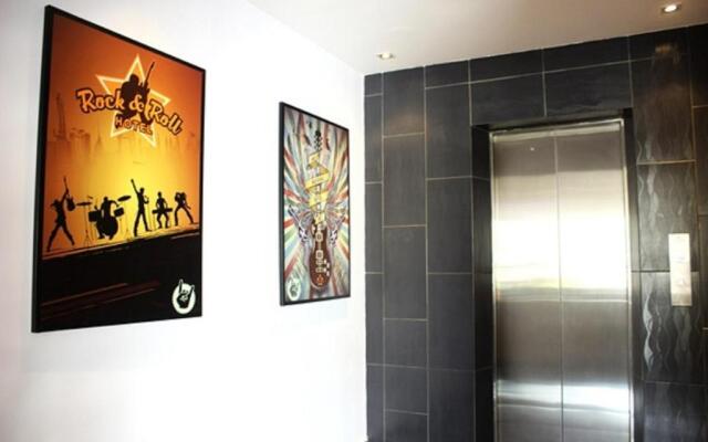 Rock & Roll Hotel