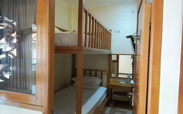 Java Capsule Hotel