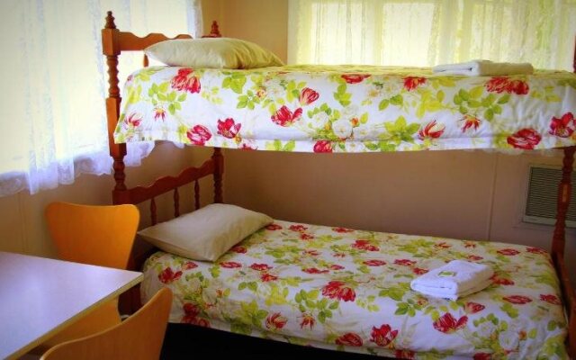 Coral Lodge Bed and Breakfast Inn