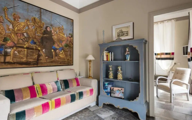 Jasmine Modica Luxury House