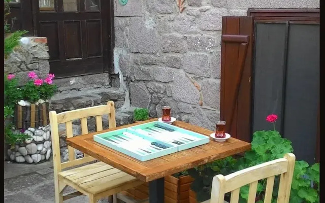 Assos Bohemian Hotel