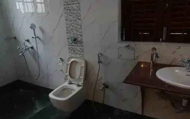 Massimo Guest House