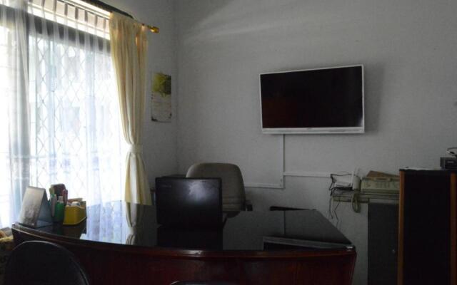 Pondok Sabaraya Haji Juanda Cikampek Purwakarta By Zuzu