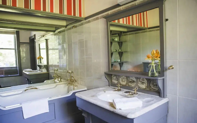 Sparth House Hotel