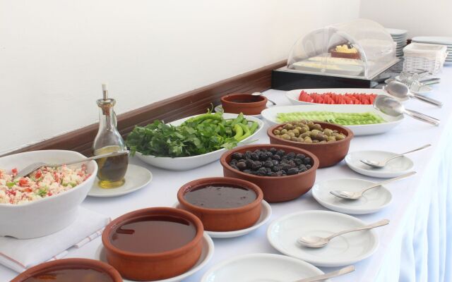 Oya Boutique Hotel & Suites