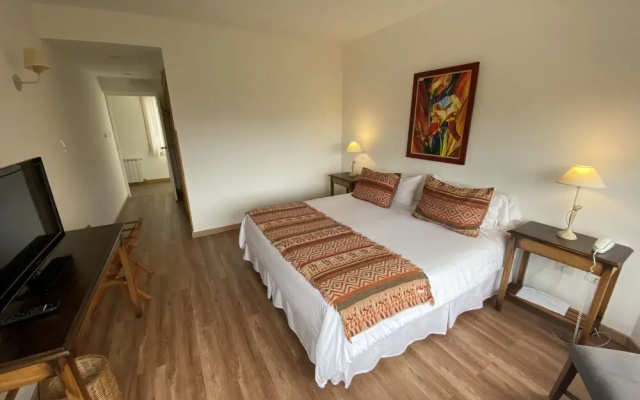 Hosteria Puertas Del Sol by Visionnaire