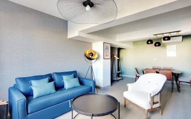 North Paris Suite