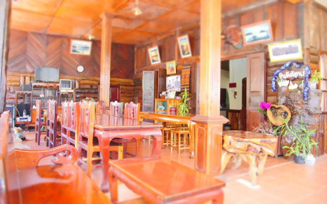Bansuanphuhong