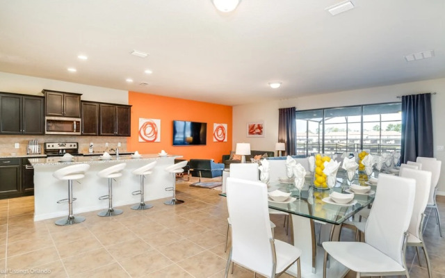 Windsor at Westside 8817