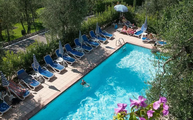 Unique Holiday Home in Bassanega with Garden