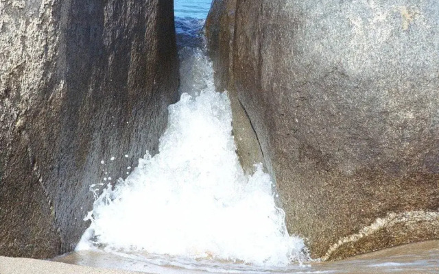 The Diamond of Kriaritsi private pools