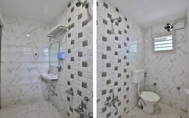 OYO 2656 Hotel Sunstar
