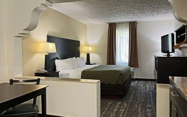 Quality Inn Traverse City