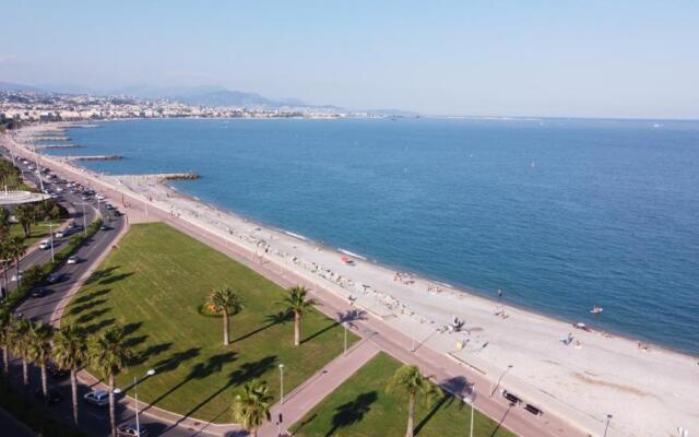 Charmant studio proche de Nice à 300m des plages