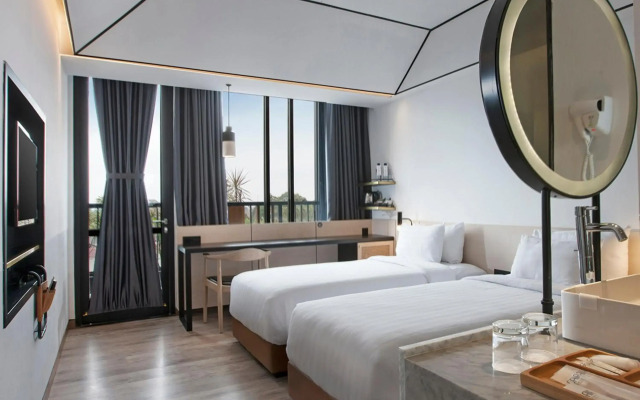 Gaia Cosmo Hotel