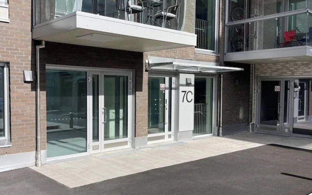 Room-cozy 3 Bedroom Apartment in Heart o