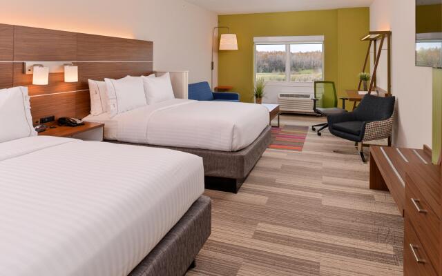 Holiday Inn Express & Suites Salem, an IHG Hotel