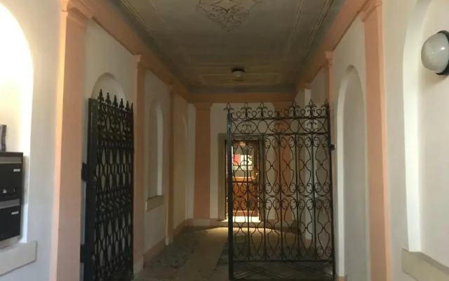 Palazzo Della Torre Room