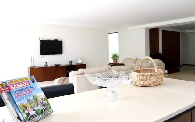 Villa with 4 Bedrooms in Caniçada, with Wonderful Mountain View, Private Pool, Furnished Garden
