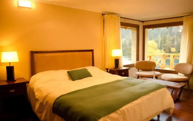 Sendero Lodge
