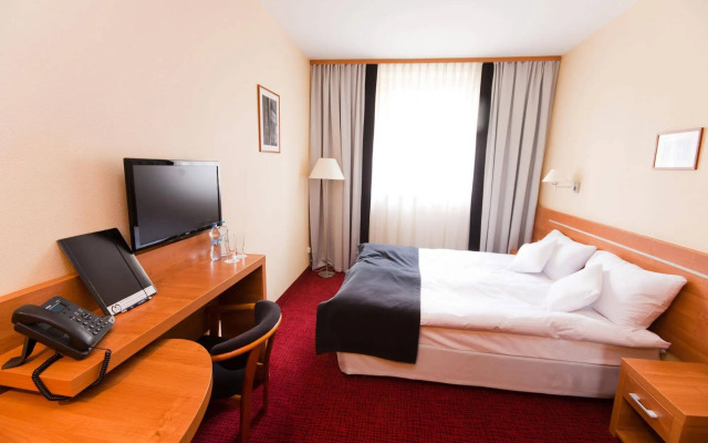 Hotel Malinowski Business
