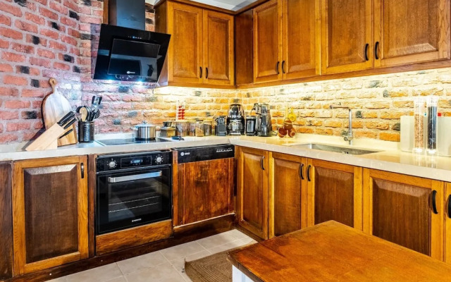 Sleek Villa With Backyard and Sapanca Lake View