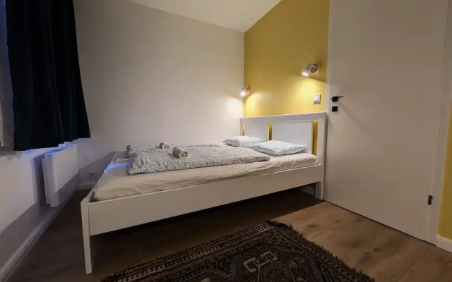 mg4 Apartments