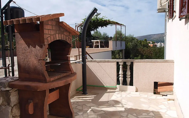 Apartment Miljus Trogir/Slatine