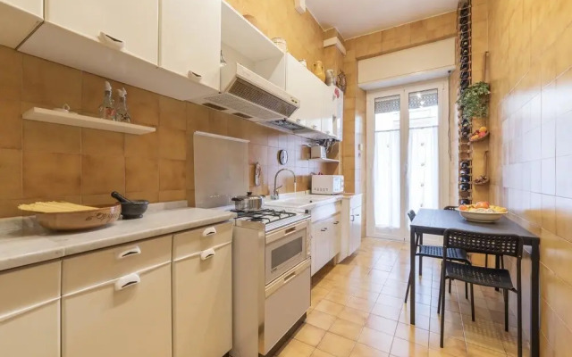 Elegant and Spacious 6 Guests Flat Near Vatican