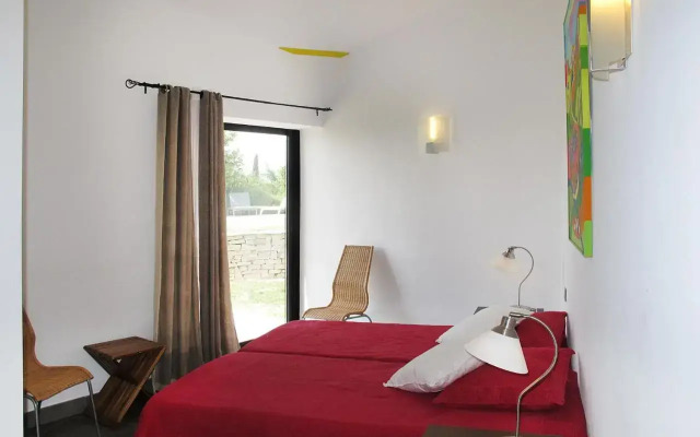 Holiday Home Baie de Bandol - SAY110