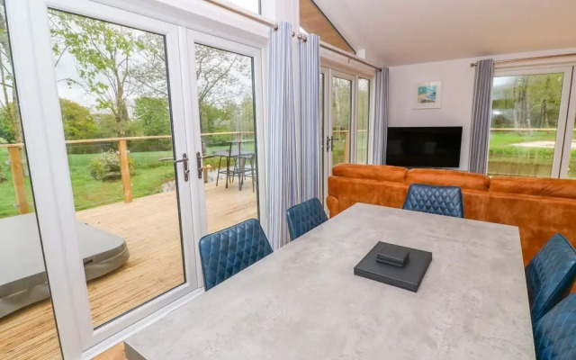21 Meadow Retreat