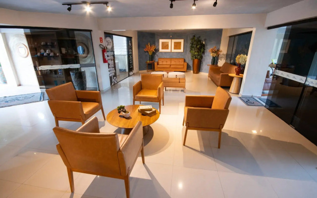 Croa Mares Hotel