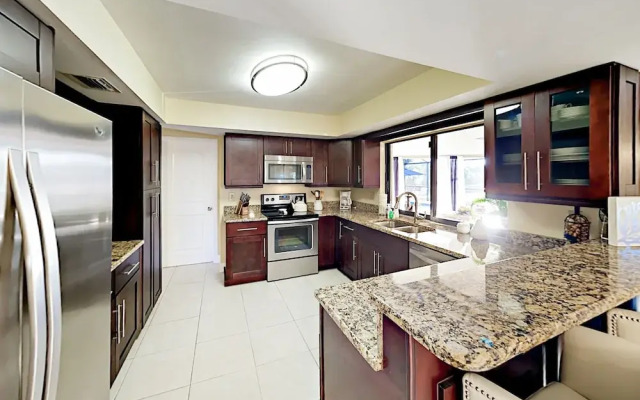 Tequila Canal - 3 Br Home