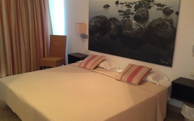 Apartamentos Chijeré Faro del Inglés