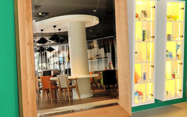 Holiday Inn Amsterdam - Arena Towers by IHG