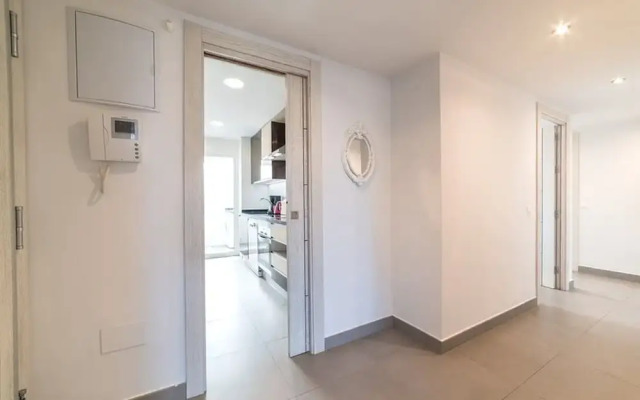 Myramar | 7 Pax | Parque de Poniente | 4724-KPAW