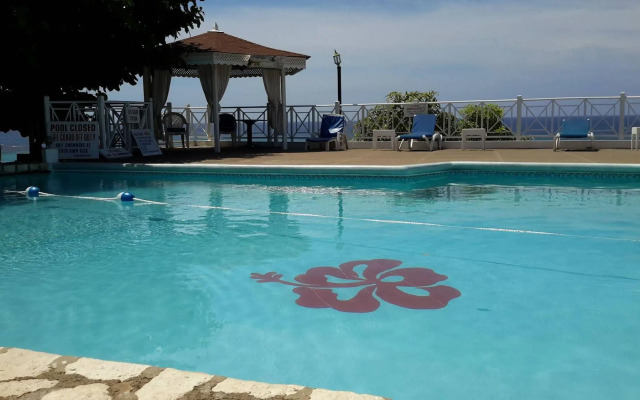 Hibiscus Lodge