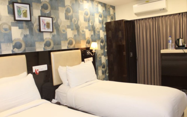 Hotel Laaiba Residency