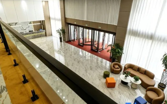 Qinghai Lake Linlan Lakeview Hotel – Hotel Rooms – Hainan Prefecture