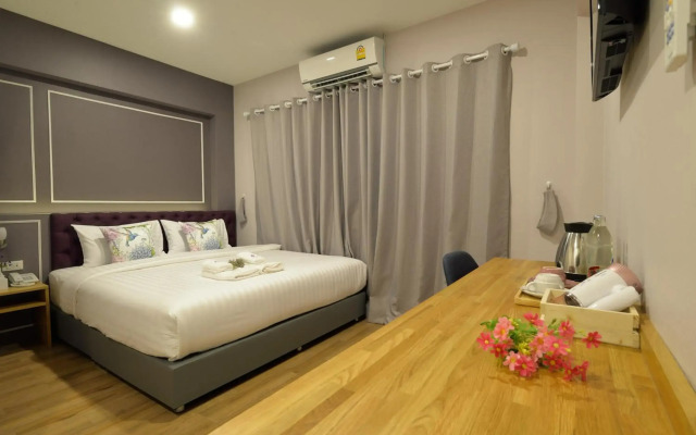 De Lavender Bangkok Hotel